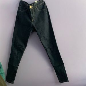 US 7. Worn 1 time. Dark blue. Super skinny, high rise